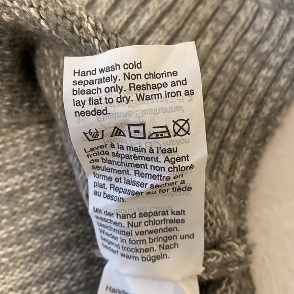 Comfy cozy grey J Crew turtleneck sweater - Picture 5 of 7